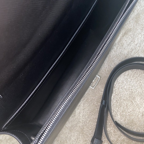 CELINE | Cartable medium briefcase in shiny grained calfskin - Picture 8 of 9